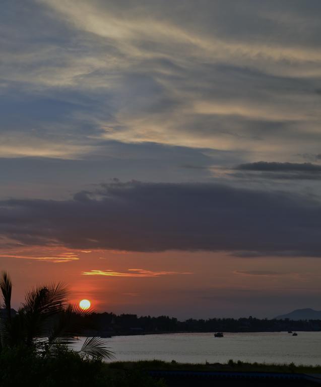 Kampot Manor Hotel ภายนอก รูปภาพ